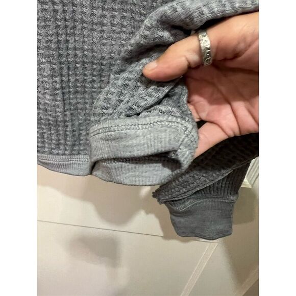 💙💙💙We The Free Women's Blue Off Shoulder Boxy Crop Blouse Size M - Picture 6 of 8